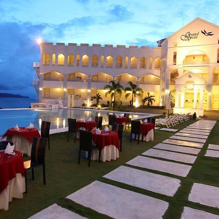Boracay Grand Vista Resort & Spa Yapak Екстер'єр фото
