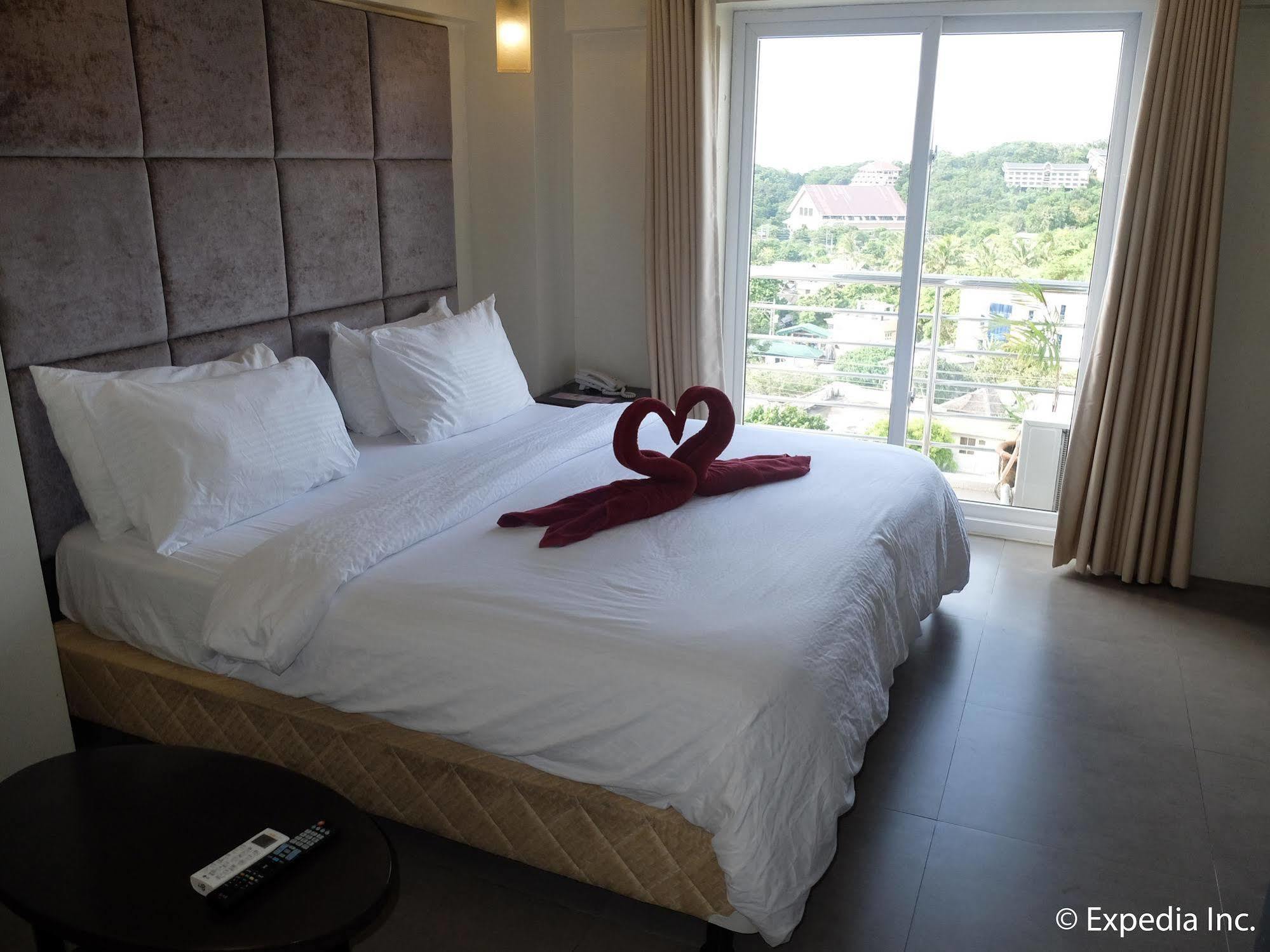 Boracay Grand Vista Resort & Spa Yapak Екстер'єр фото