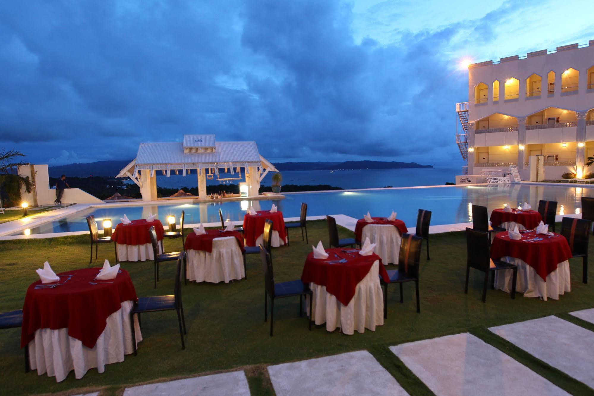Boracay Grand Vista Resort & Spa Yapak Екстер'єр фото